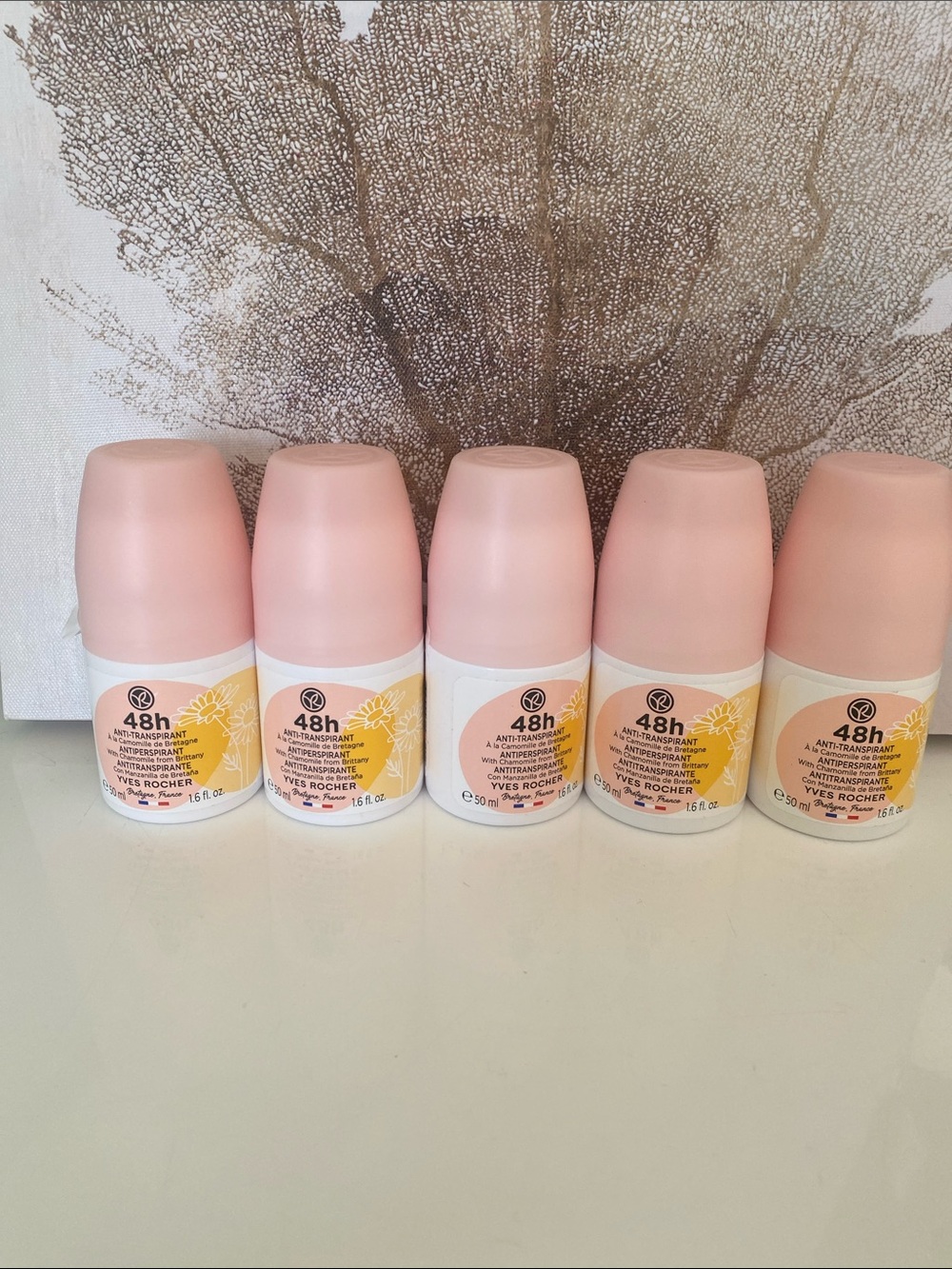 Yves Rocher 48h Antiperspirant Roll-On Deodorant Pink and White (Set of 5)